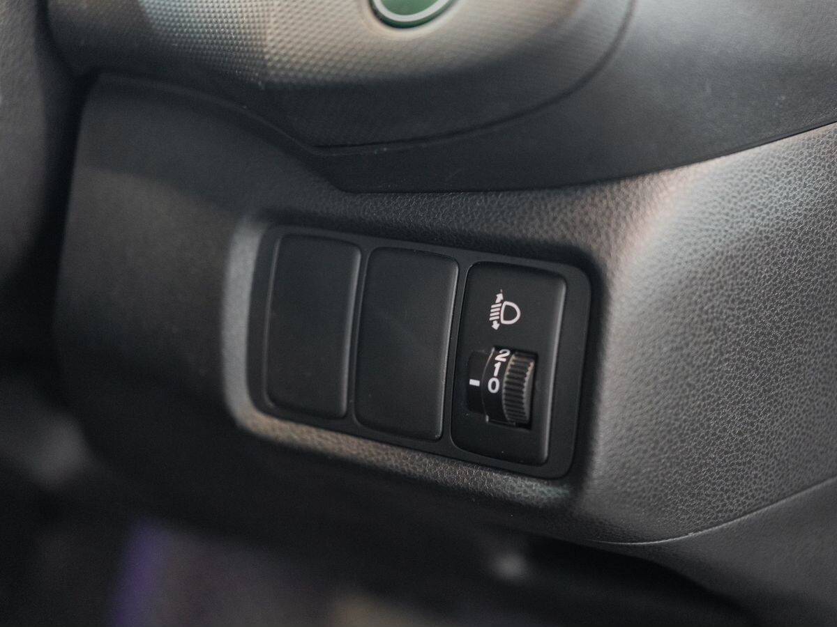 Honda Insight 2010 - фото автомобиля