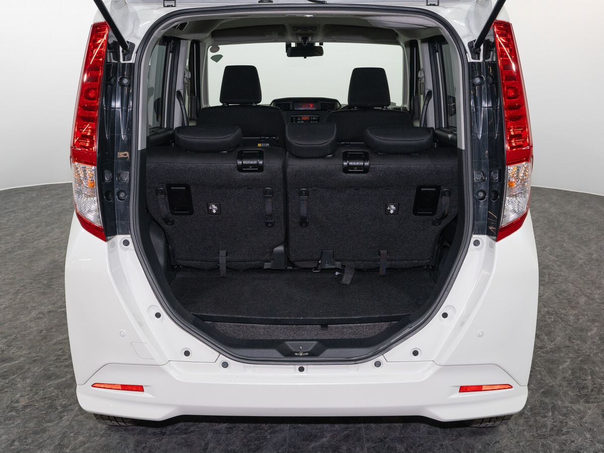 Toyota Roomy 2017 - фото автомобиля