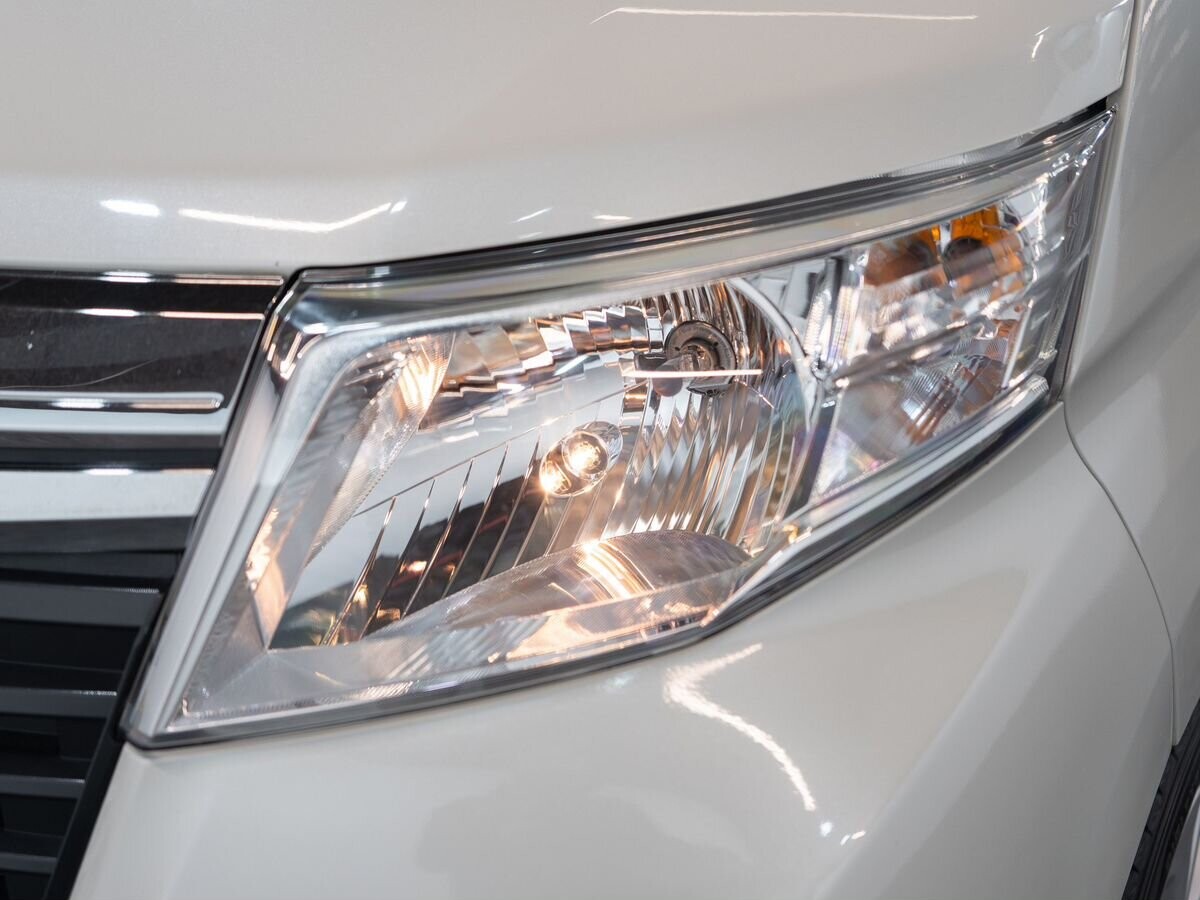 Toyota Roomy 2017 - фото автомобиля