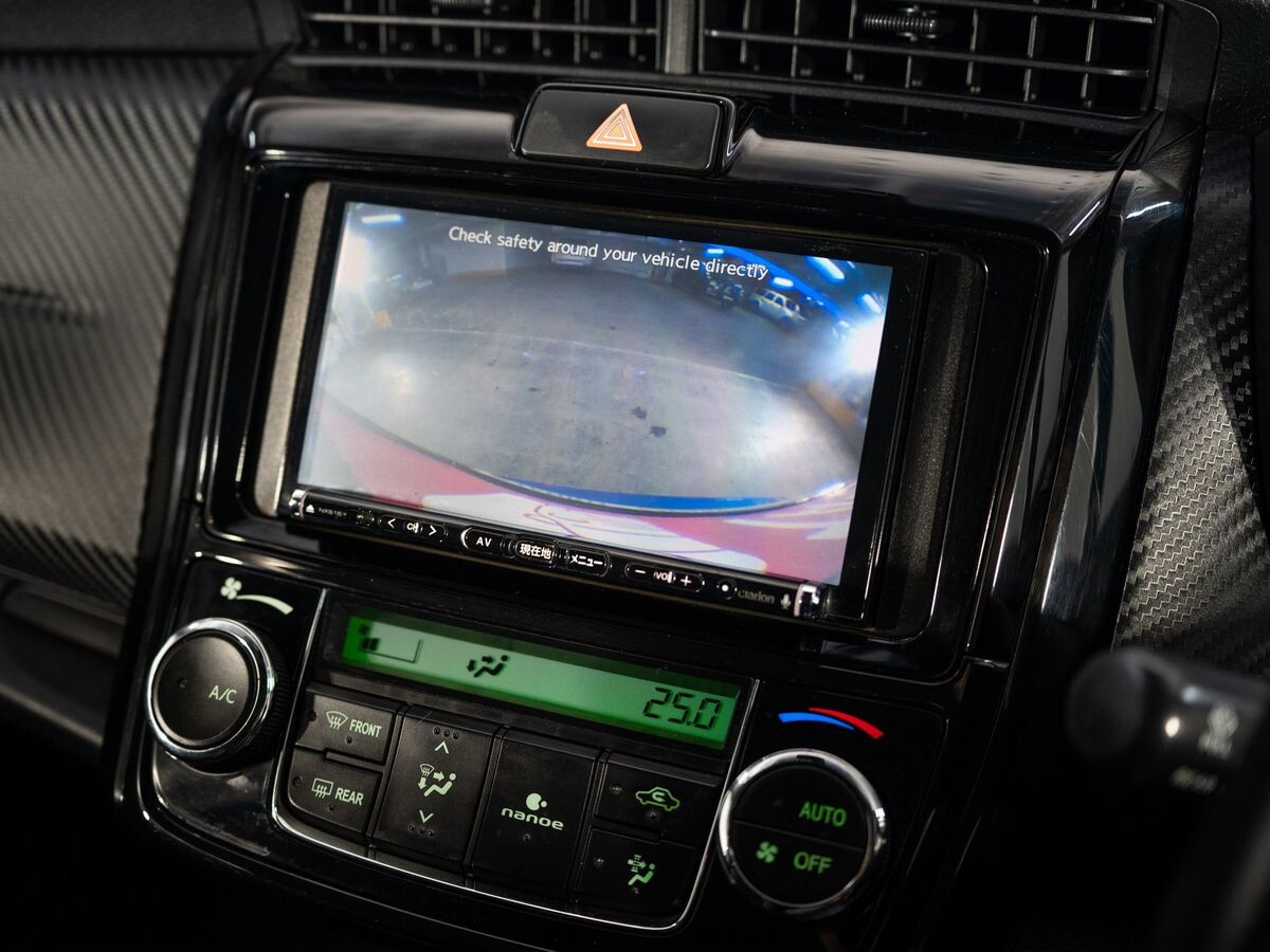 Toyota Corolla 2017 - фото автомобиля