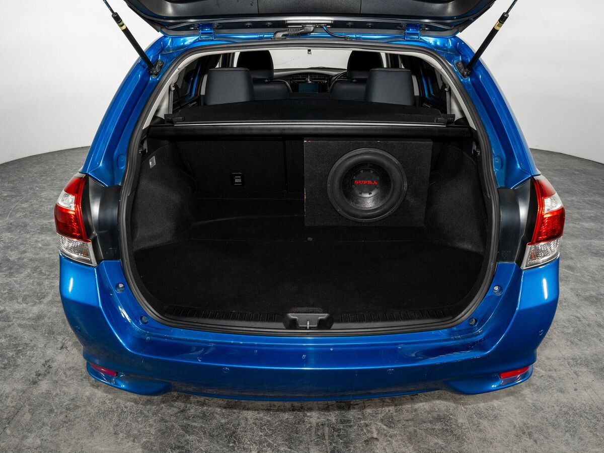 Toyota Corolla 2017 - фото автомобиля