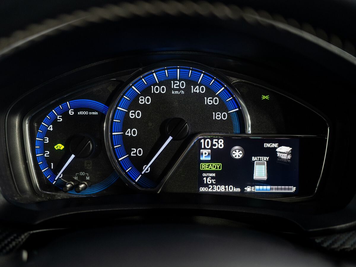 Toyota Corolla 2017 - фото автомобиля