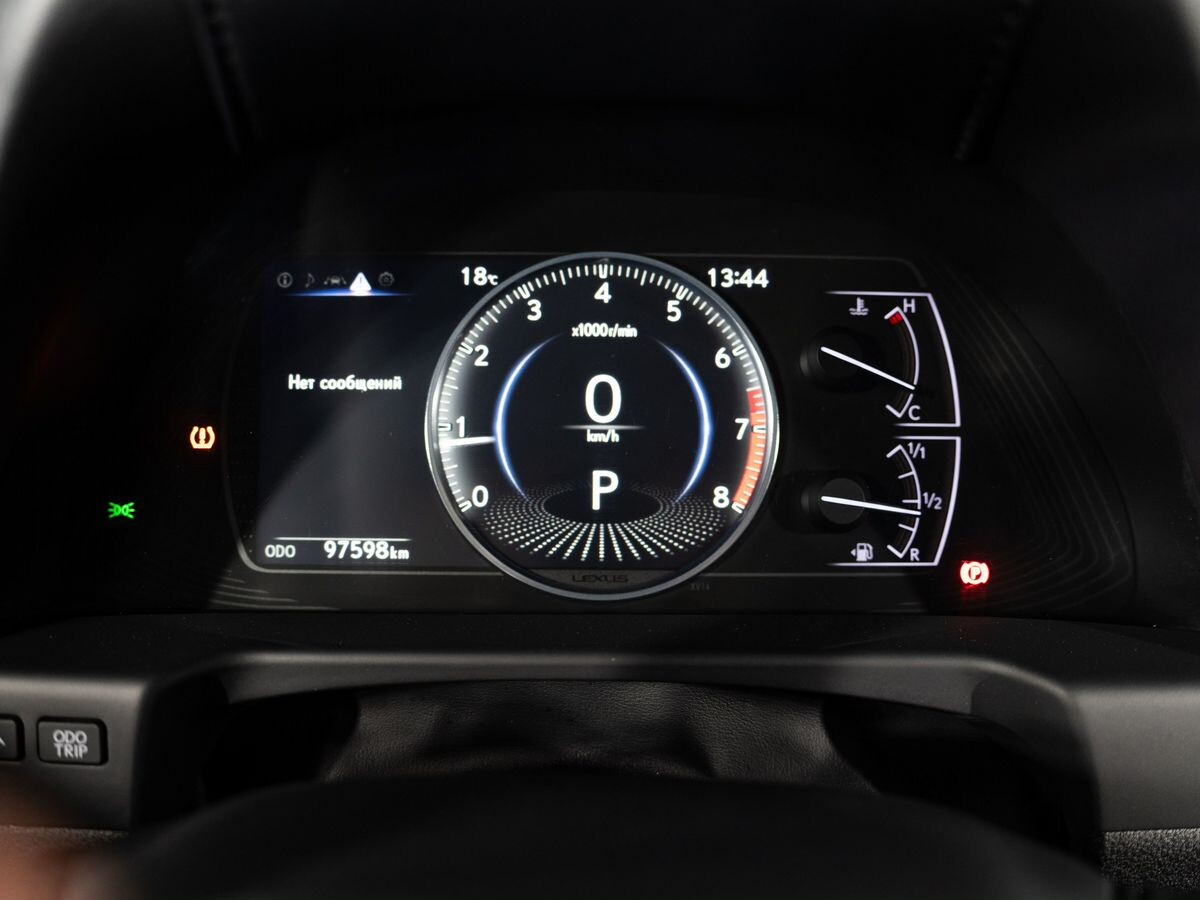 Lexus ES 2020 - фото автомобиля