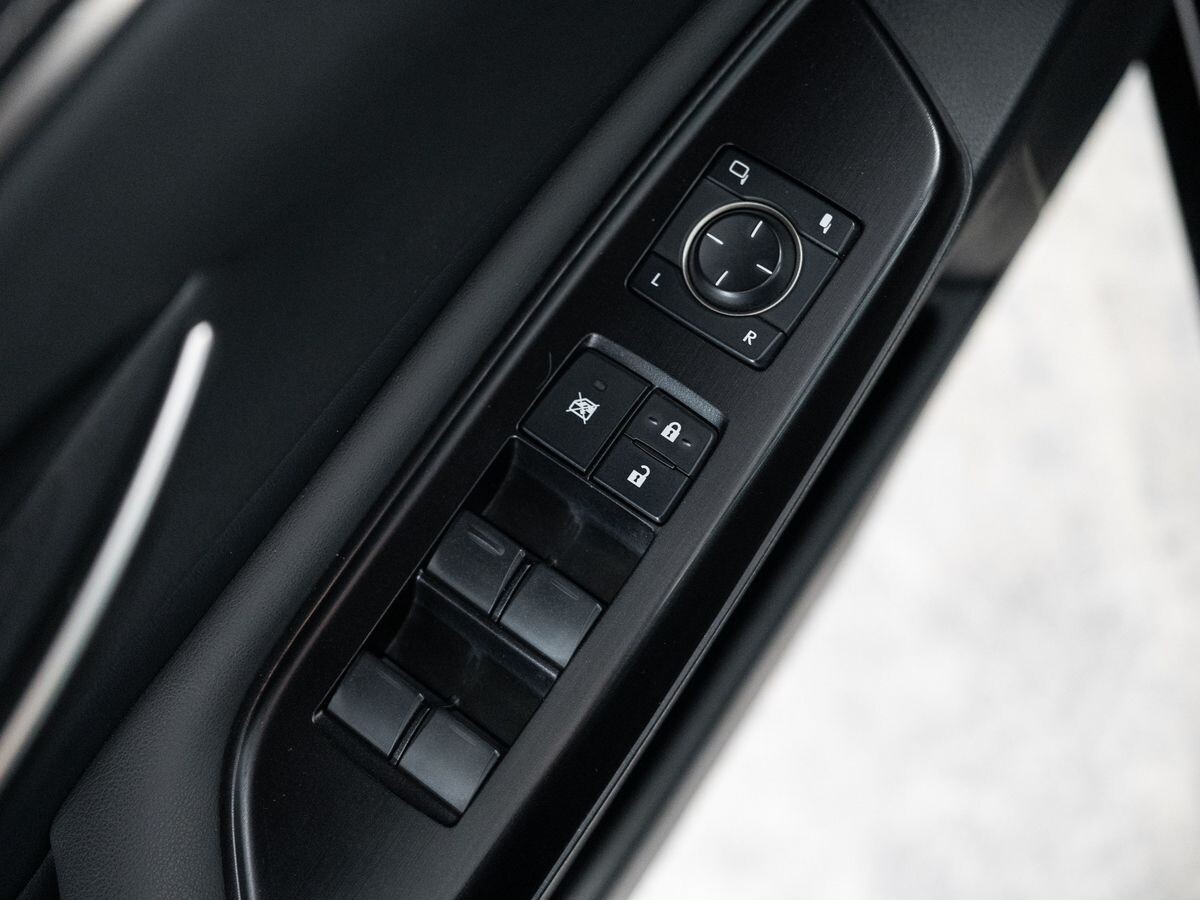 Lexus ES 2020 - фото автомобиля