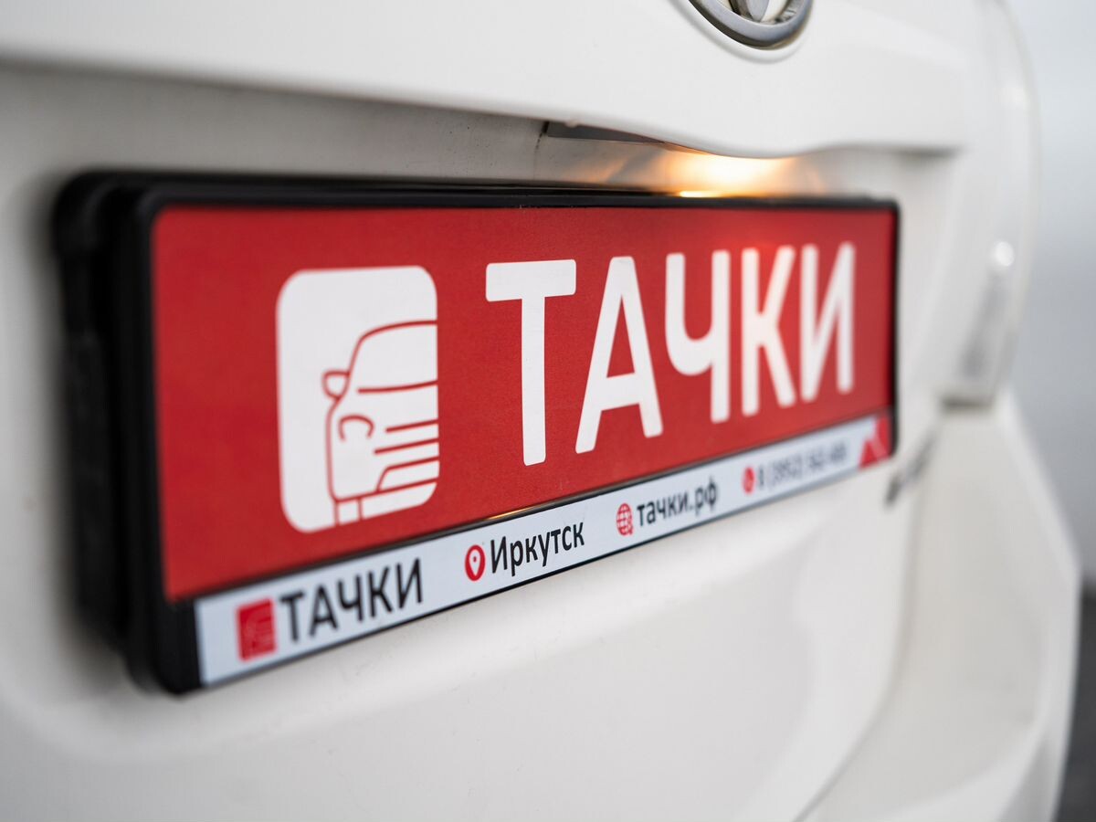 Toyota Verso 2011 - фото автомобиля