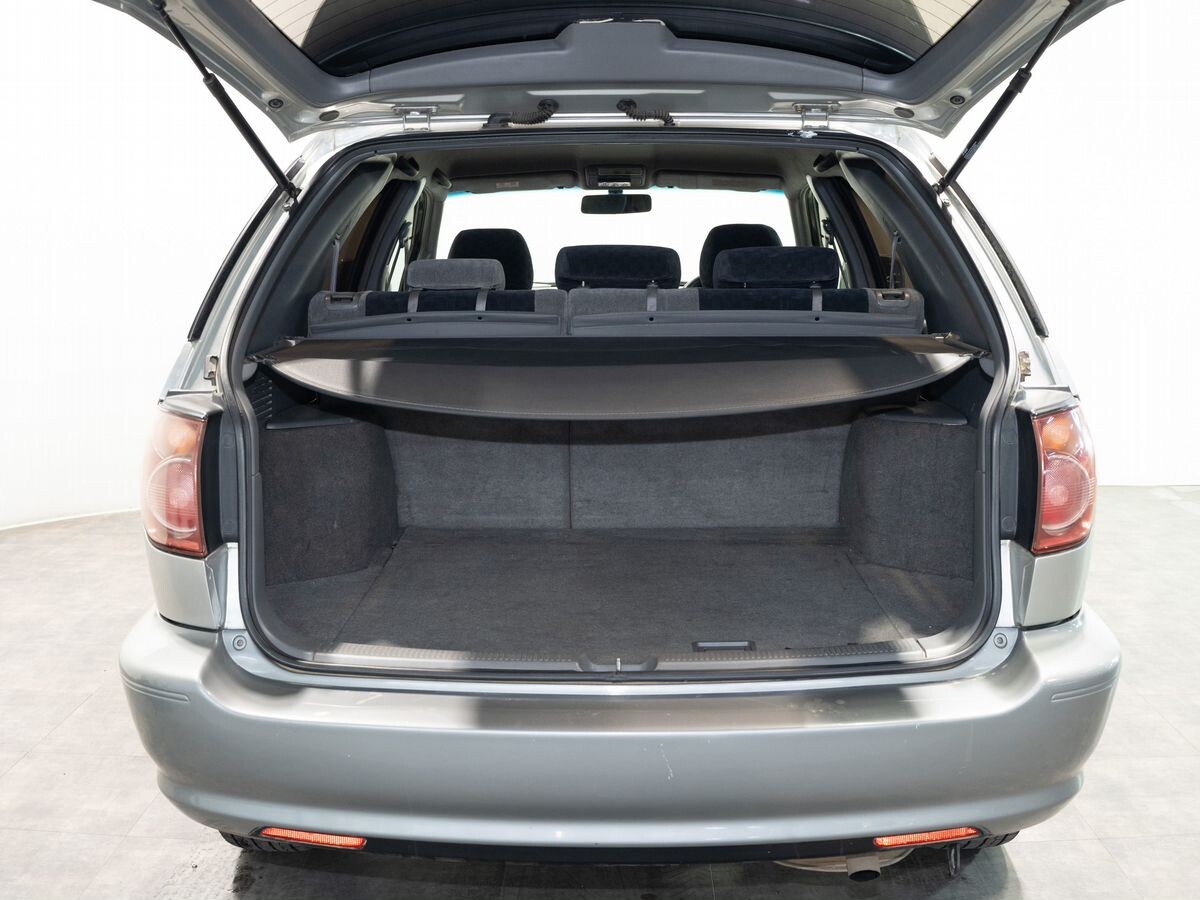 Toyota Harrier 2000 - фото автомобиля