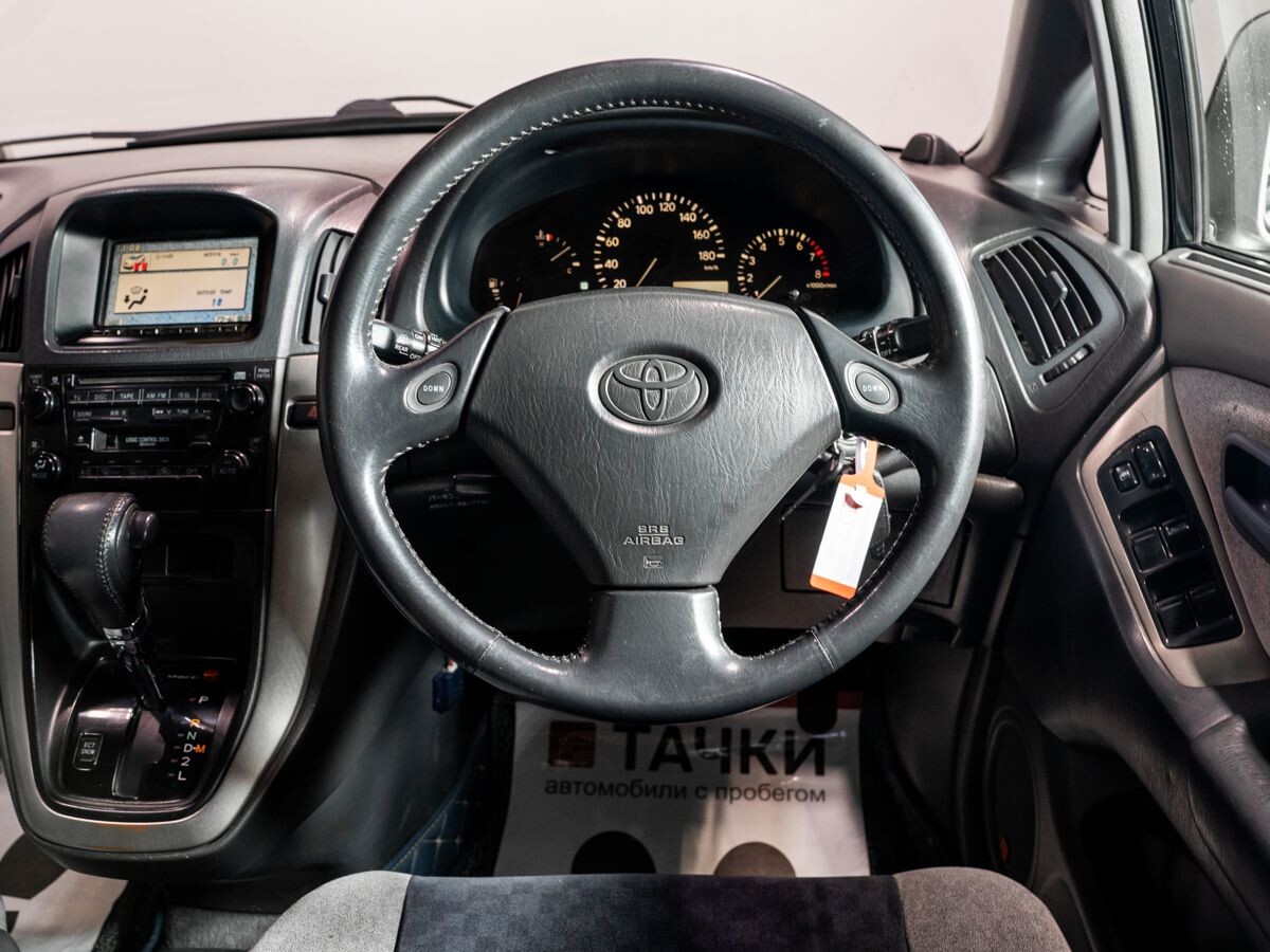 Toyota Harrier 2000 - фото автомобиля