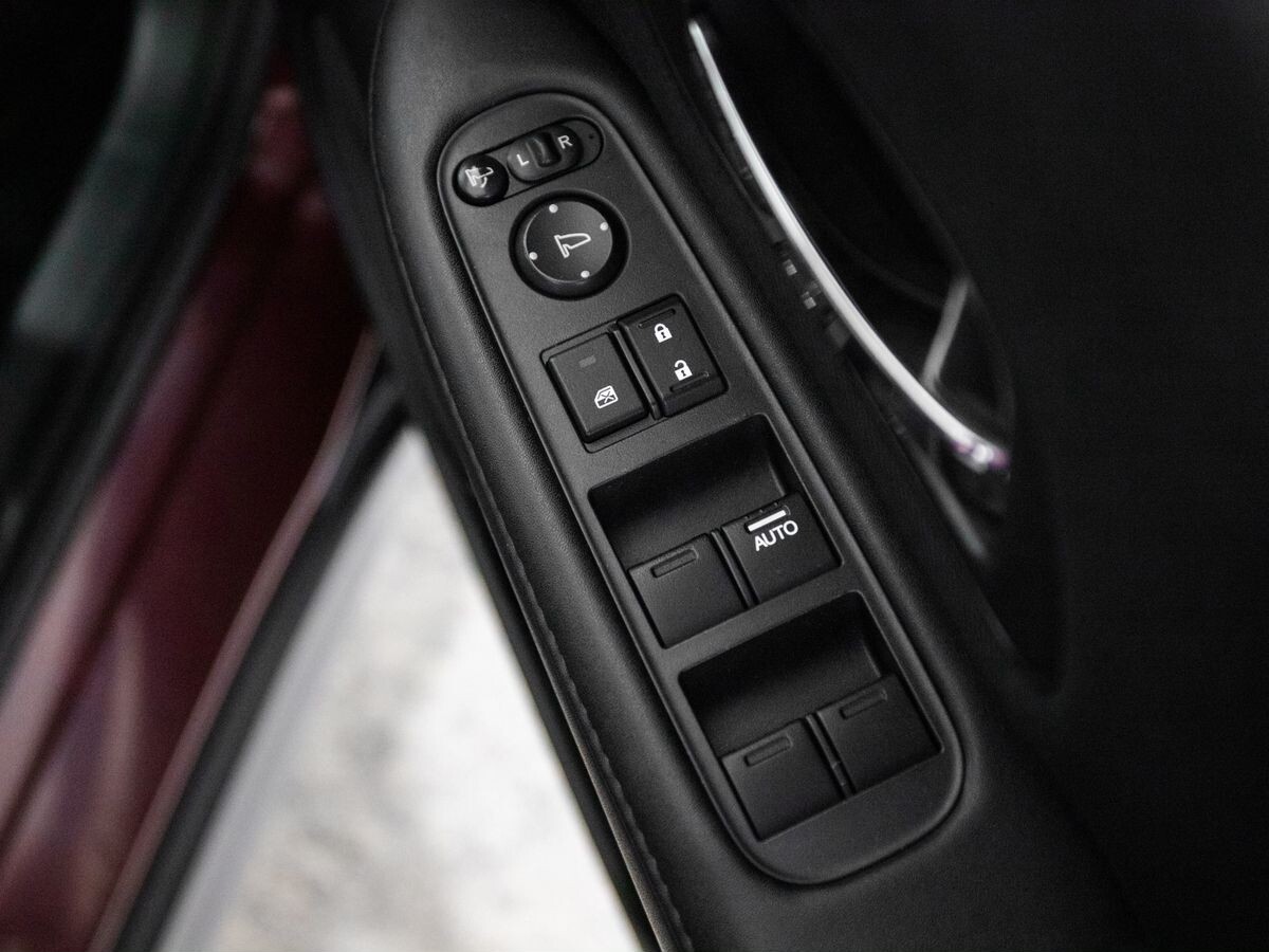 Honda Vezel 2015 - фото автомобиля