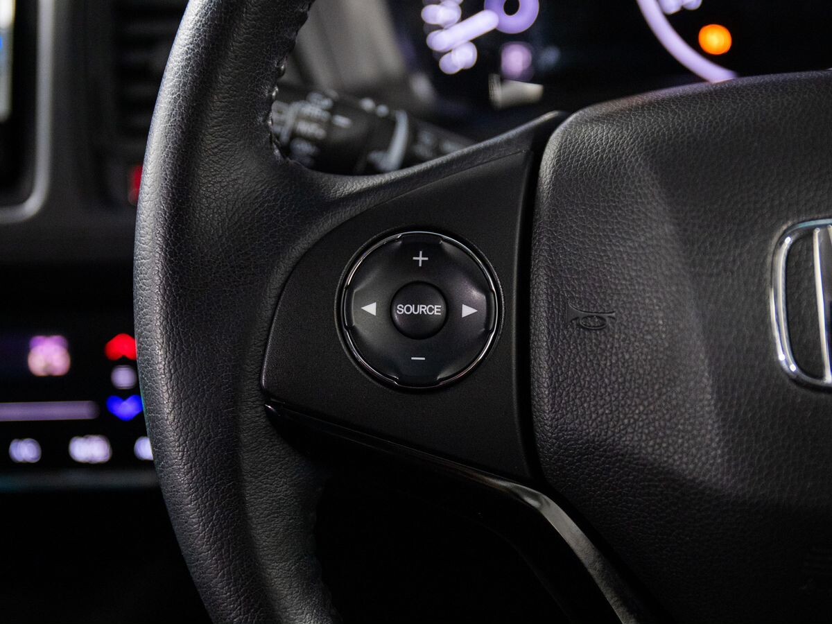 Honda Vezel 2015 - фото автомобиля