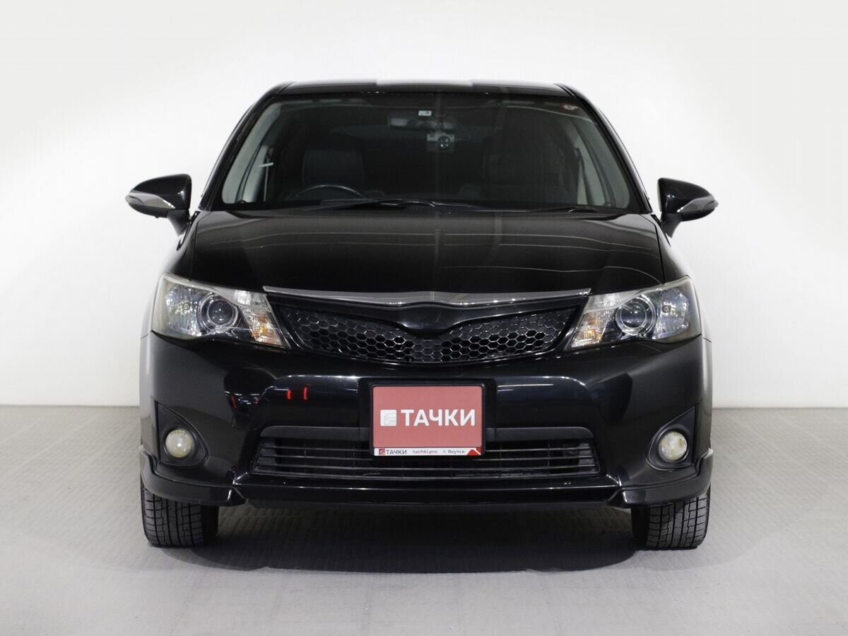 Toyota Corolla 2013 - фото автомобиля