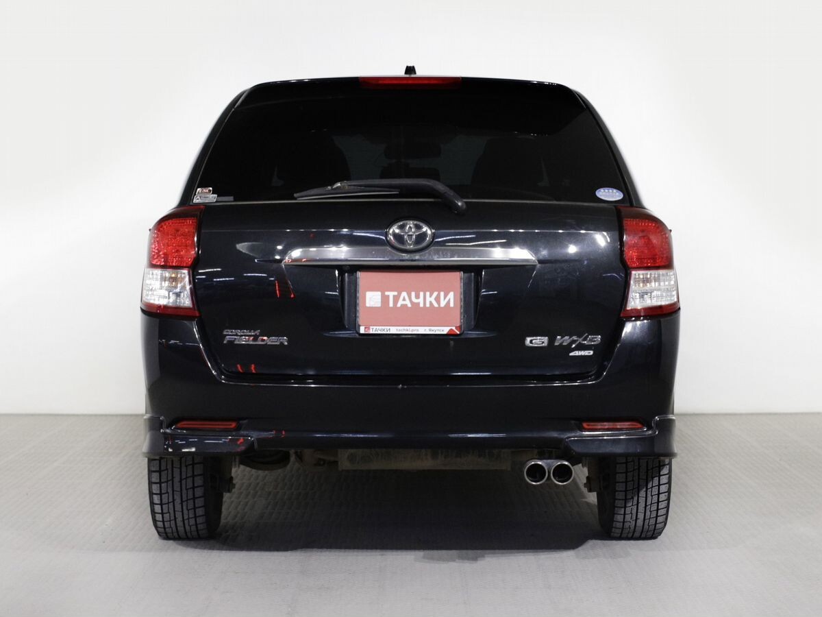 Toyota Corolla 2013 - фото автомобиля