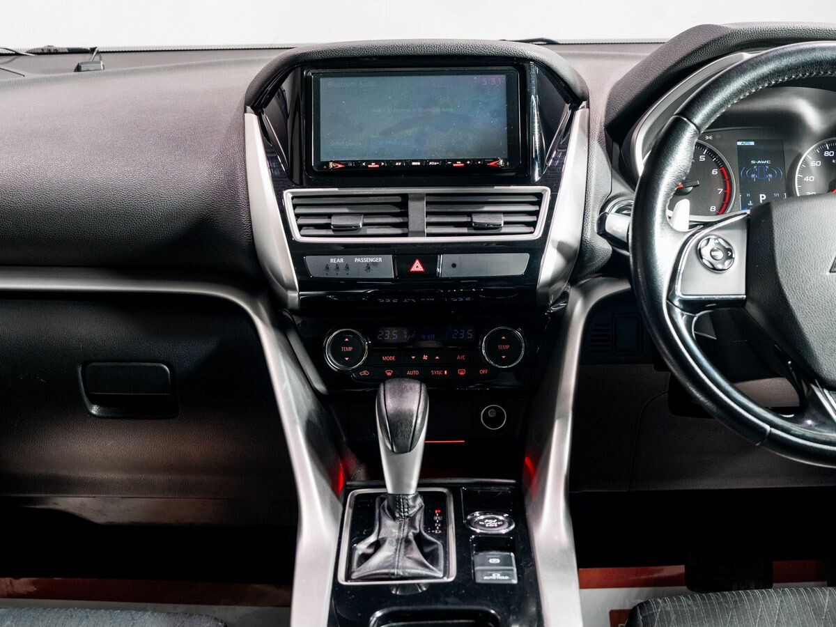 Mitsubishi Eclipse Cross 2018 - фото автомобиля