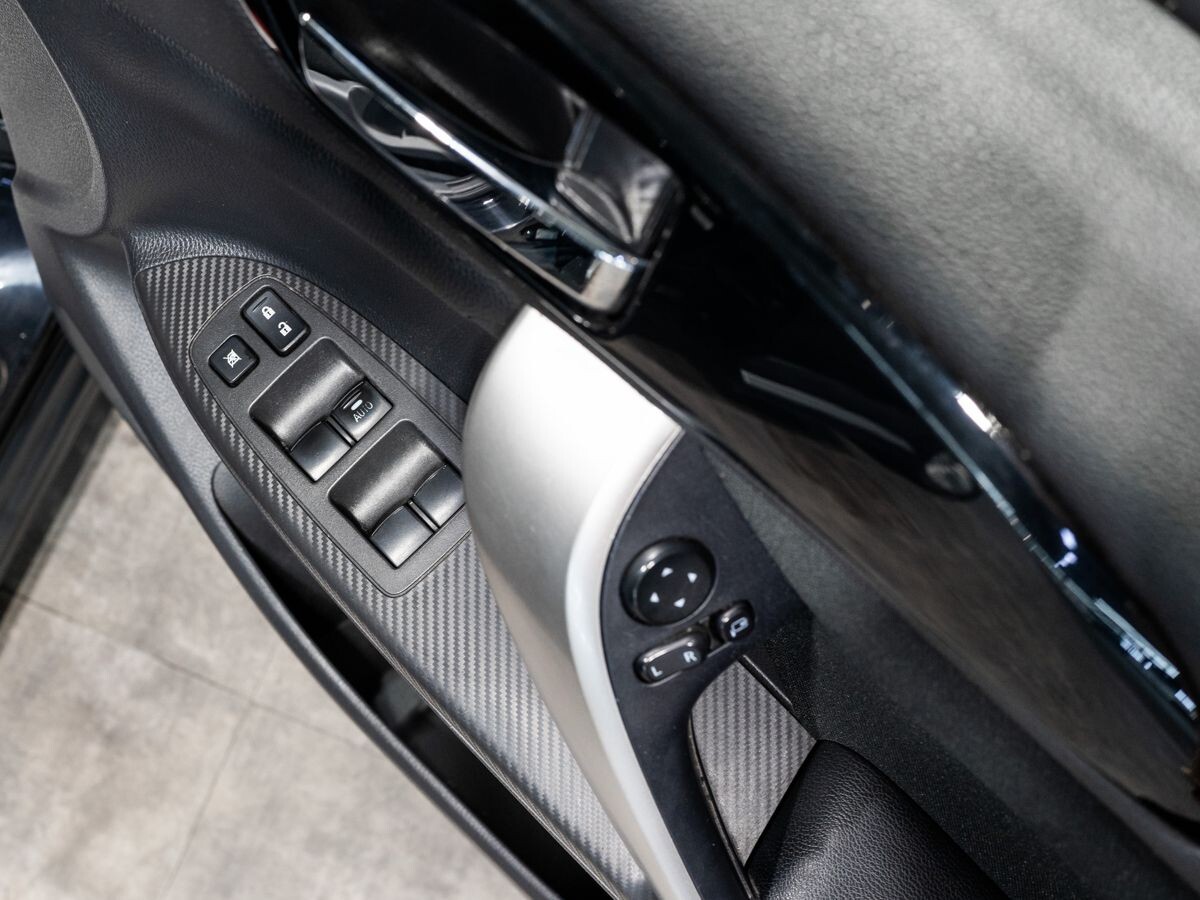 Mitsubishi Eclipse Cross 2018 - фото автомобиля