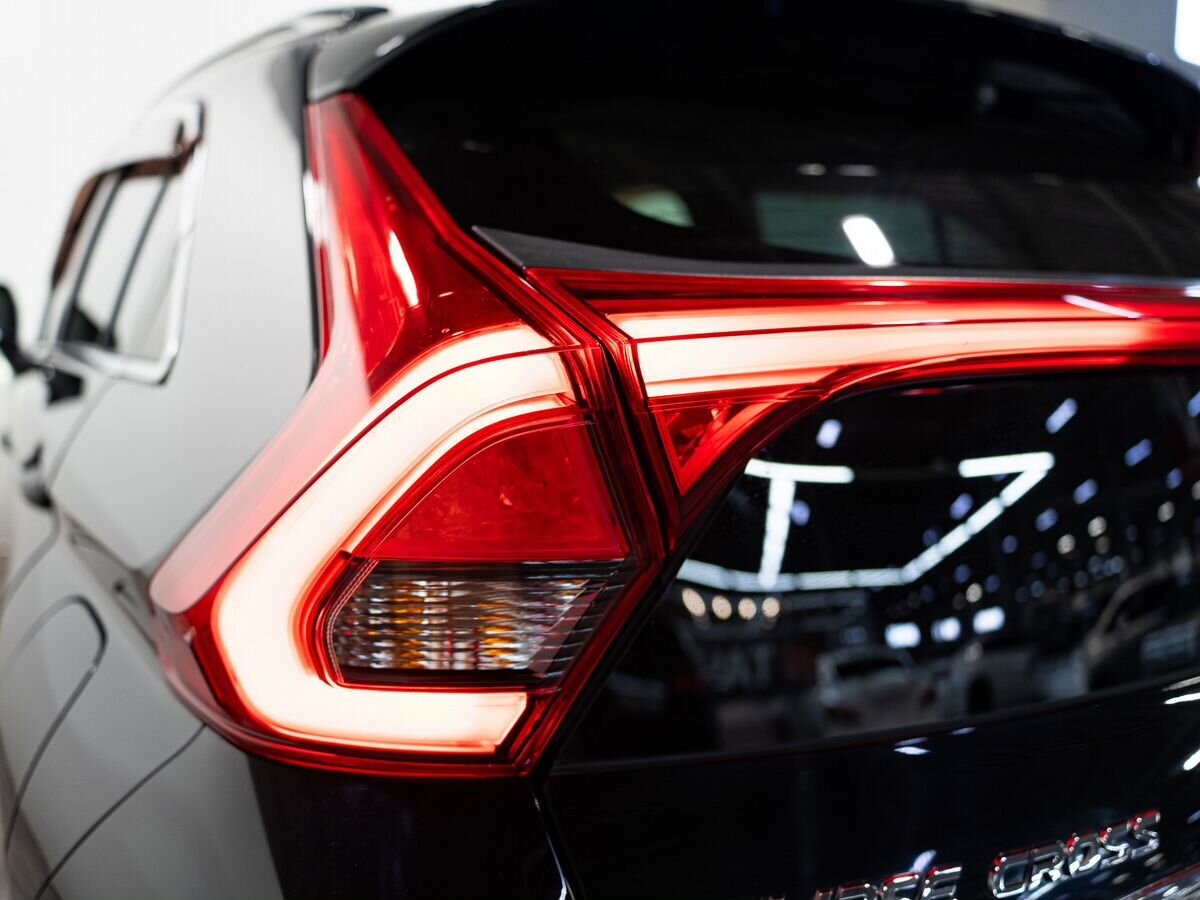 Mitsubishi Eclipse Cross 2018 - фото автомобиля