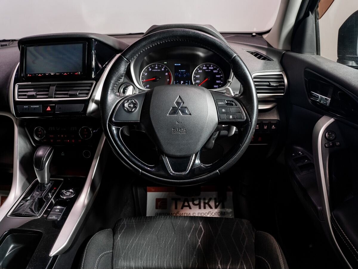 Mitsubishi Eclipse Cross 2018 - фото автомобиля