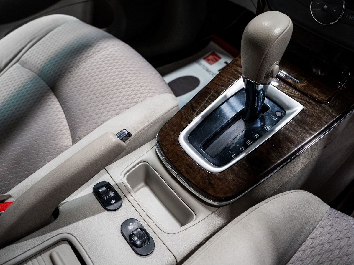 Nissan Sylphy 2013 - фото автомобиля
