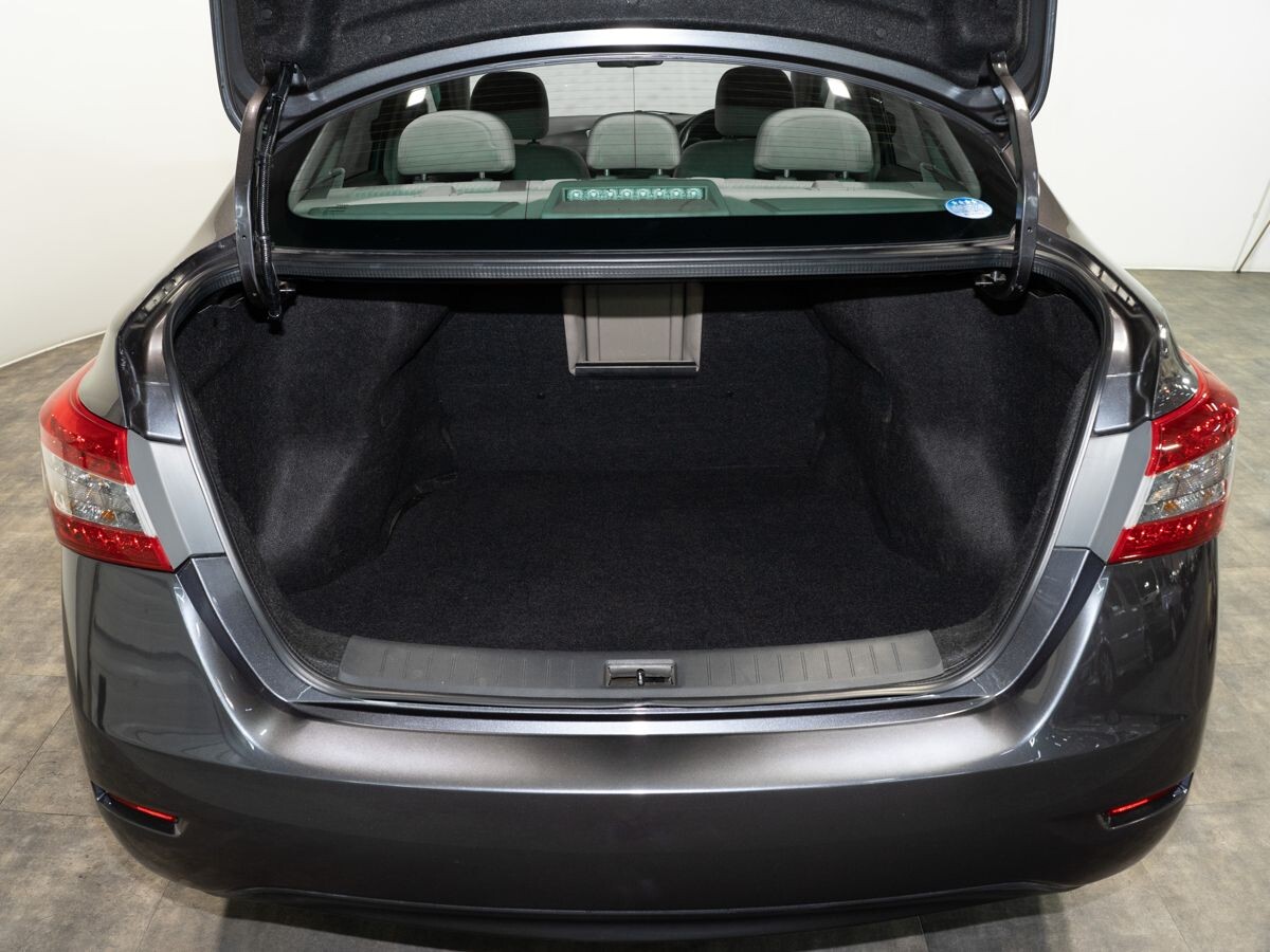 Nissan Sylphy 2013 - фото автомобиля