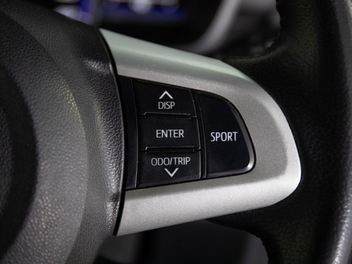 Toyota Tank 2016 - фото автомобиля