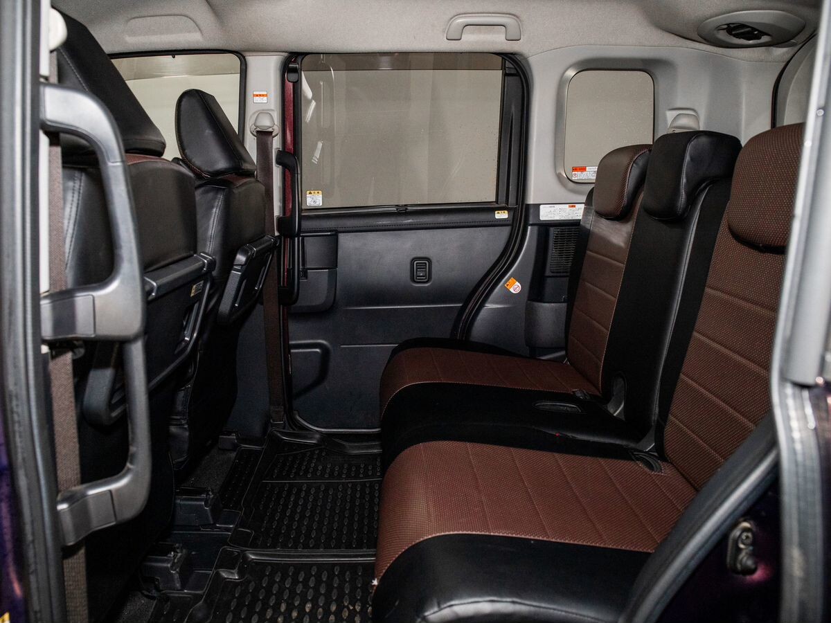 Toyota Tank 2016 - фото автомобиля