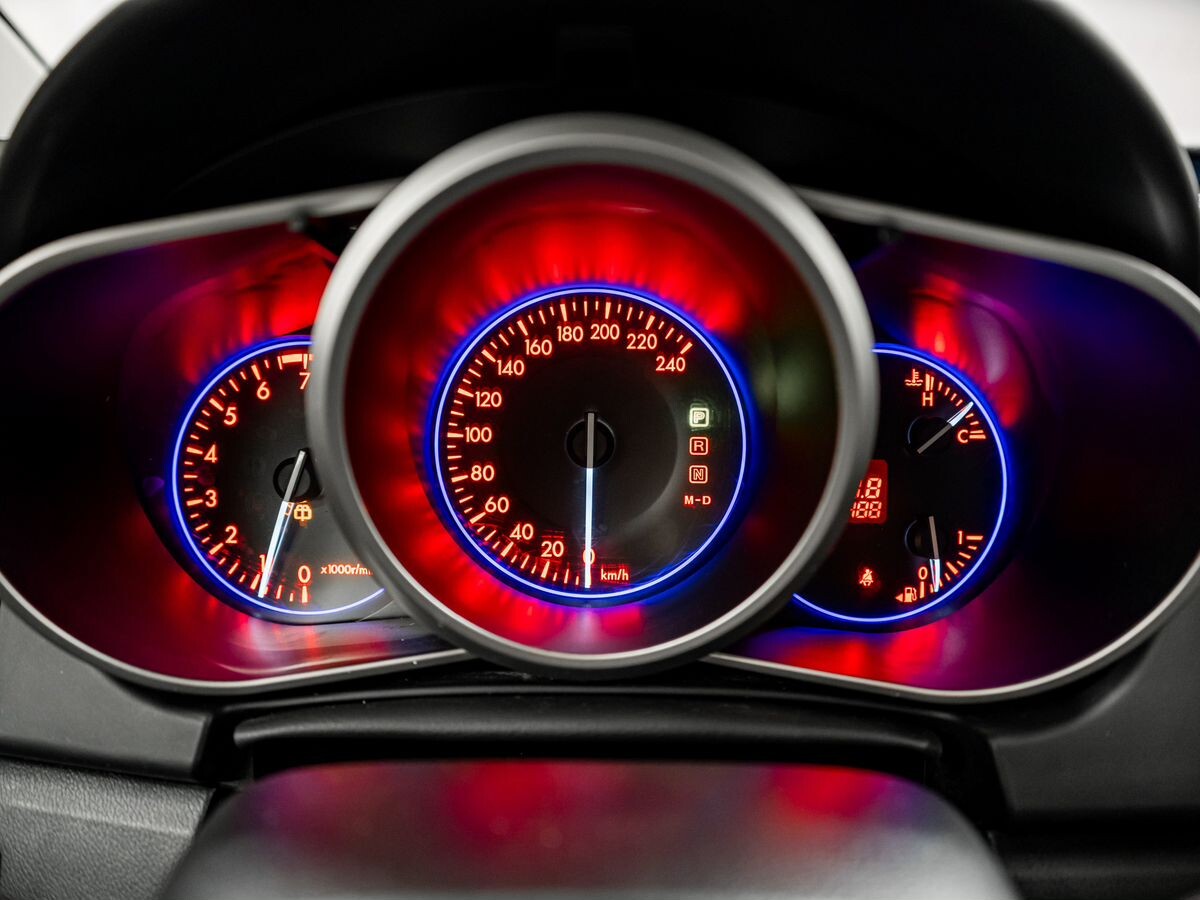 Mazda CX-7 2011 - фото автомобиля