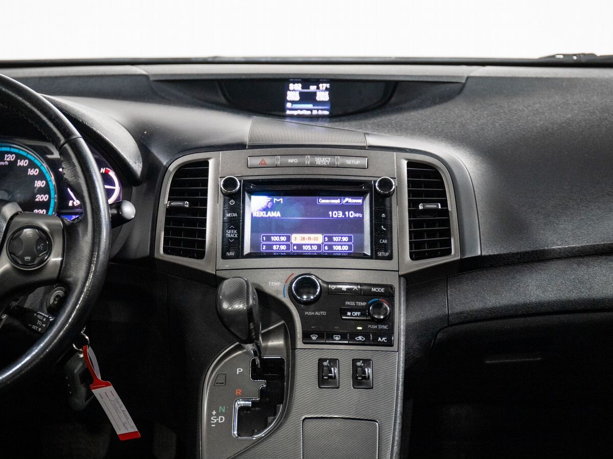 Toyota Venza 2013 - фото автомобиля