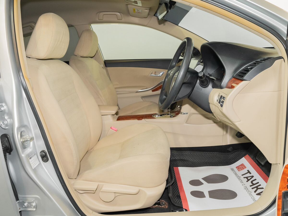 Toyota Allion 2013 - фото автомобиля