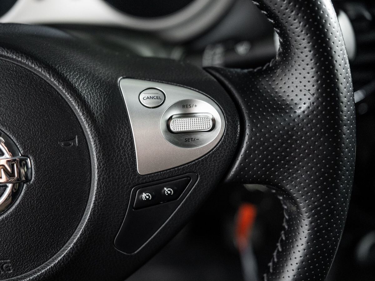 Nissan Juke 2015 - фото автомобиля