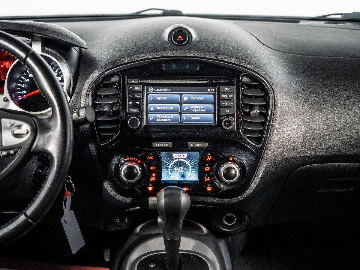 Nissan Juke 2015 - фото автомобиля