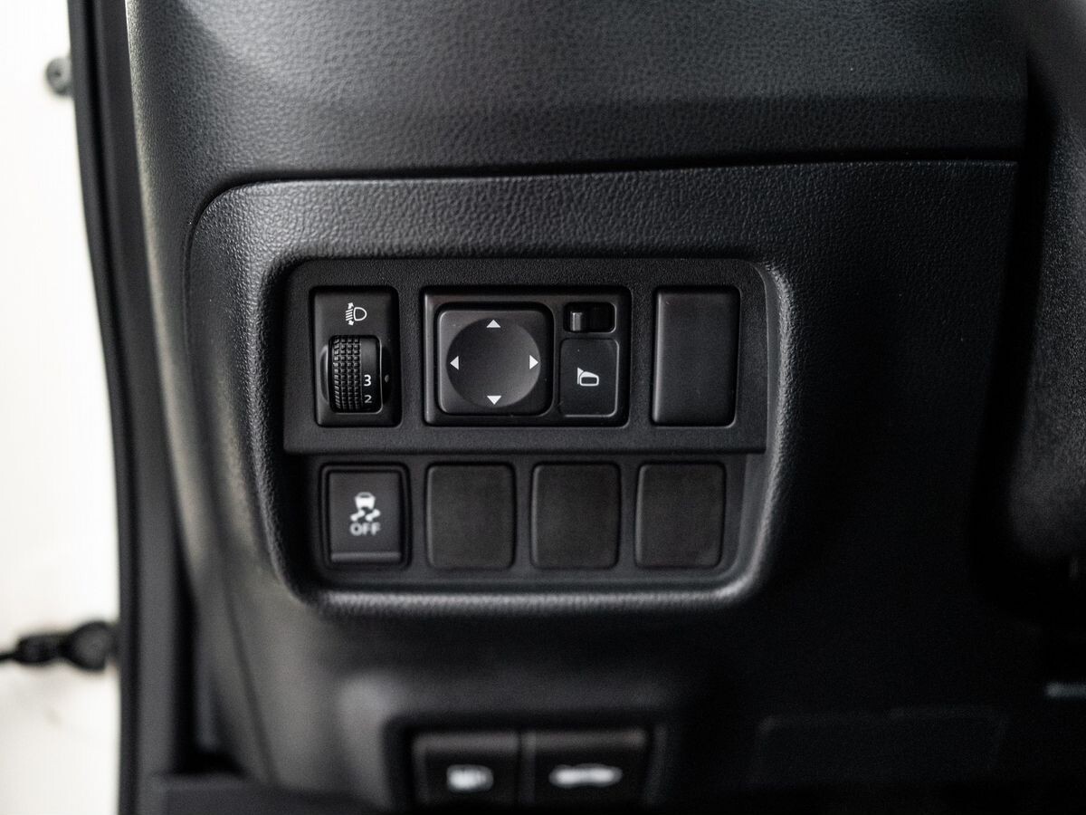 Nissan Juke 2015 - фото автомобиля