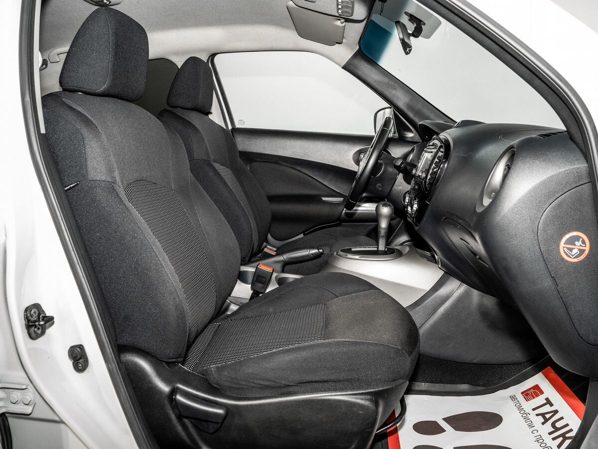 Nissan Juke 2015 - фото автомобиля