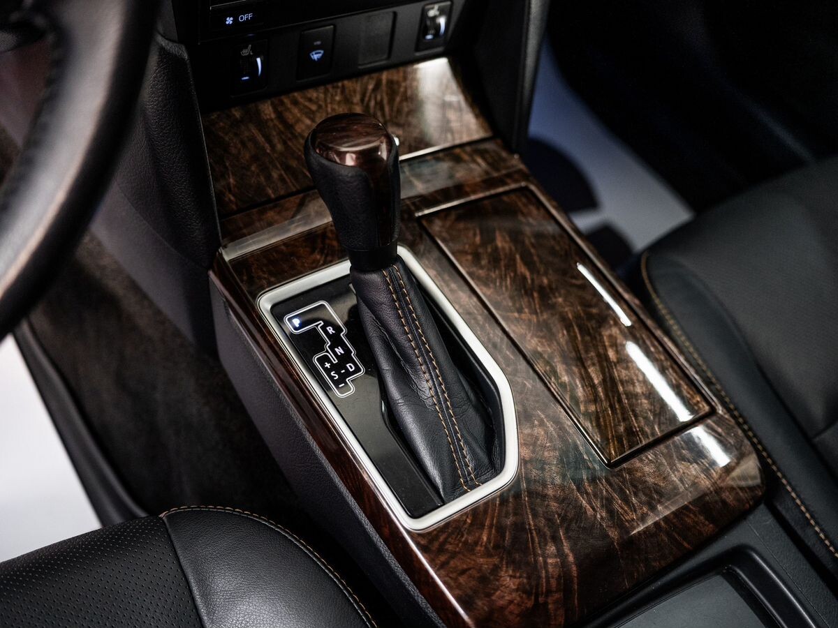 Toyota Camry 2017 - фото автомобиля