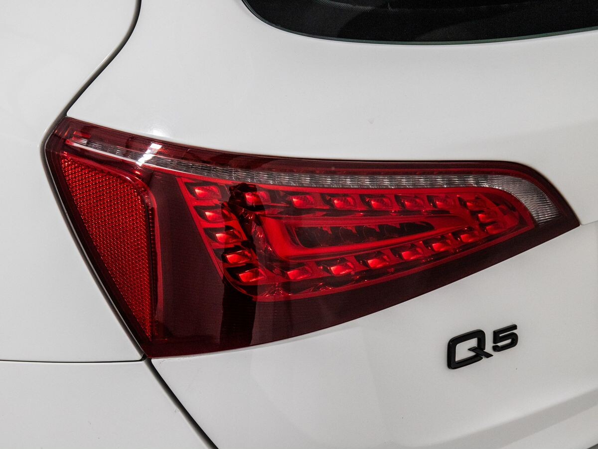 Audi Q5 2012 - фото автомобиля