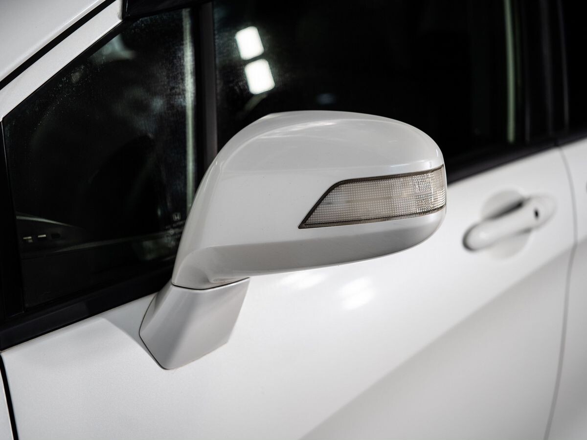 Honda Freed Spike 2014 - фото автомобиля