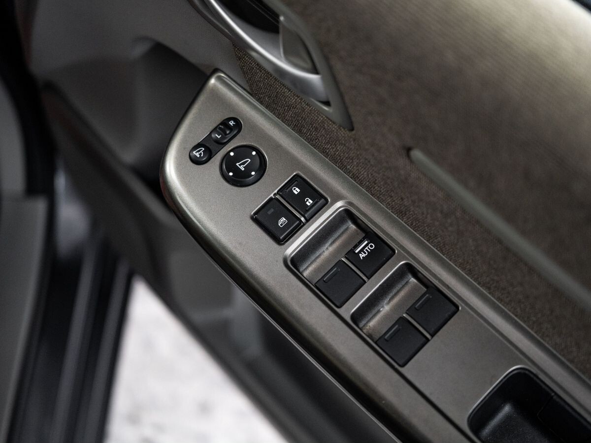 Honda Stepwgn 2019 - фото автомобиля