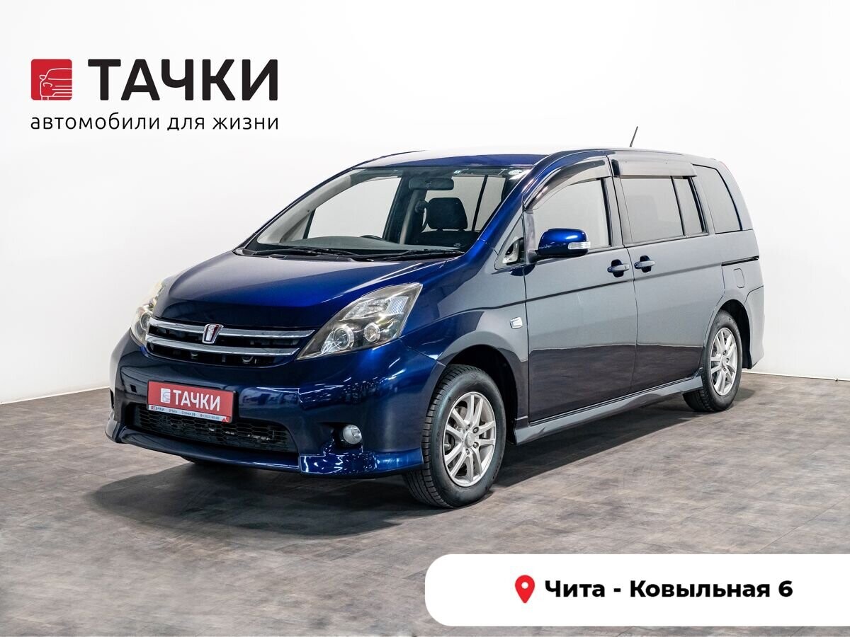 Toyota ISis 2010 - фото автомобиля