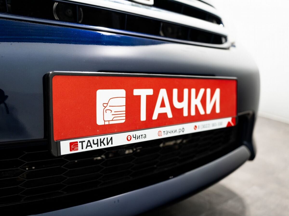 Toyota ISis 2010 - фото автомобиля