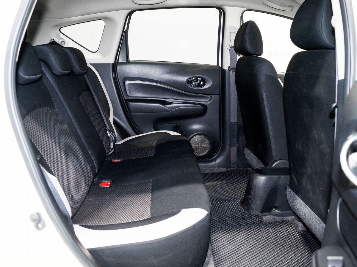 Nissan Note 2018 - фото автомобиля