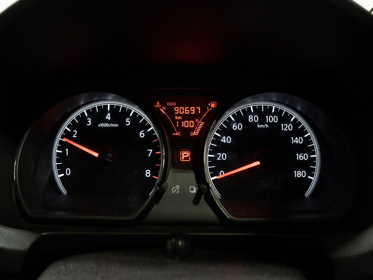 Nissan Note 2018 - фото автомобиля