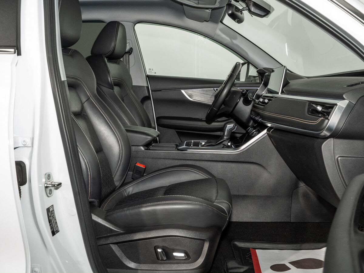 Chery Tiggo 8 2022 - фото автомобиля