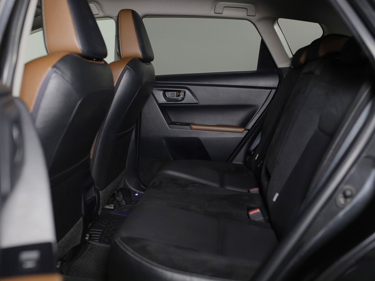 Toyota Auris 2015 - фото автомобиля