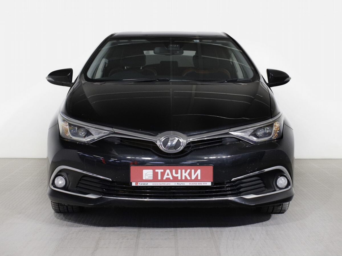 Toyota Auris 2015 - фото автомобиля