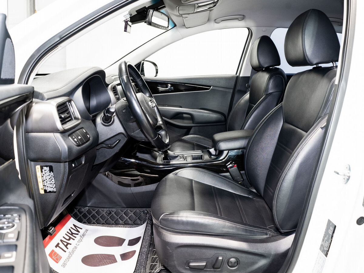Kia Sorento 2019 - фото автомобиля