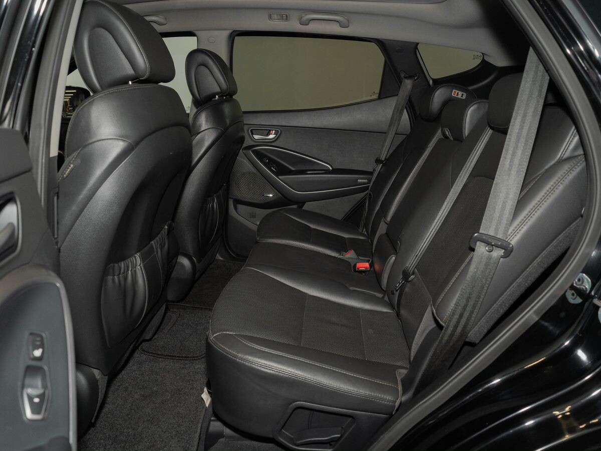 Hyundai Santa Fe 2013 - фото автомобиля
