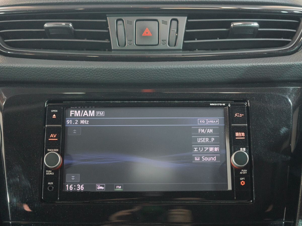 Nissan X-Trail 2018 - фото автомобиля