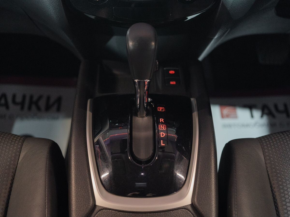 Nissan X-Trail 2018 - фото автомобиля