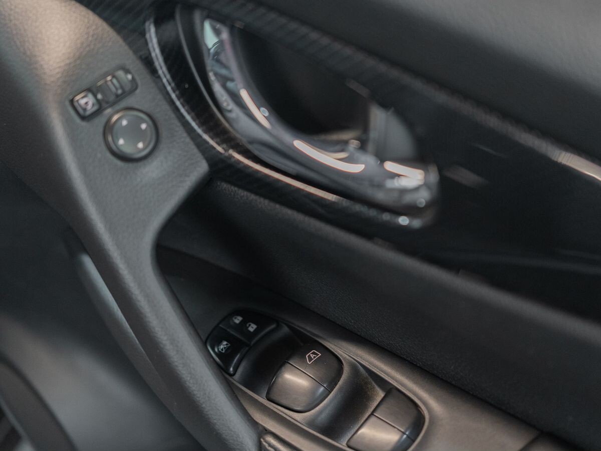 Nissan X-Trail 2018 - фото автомобиля