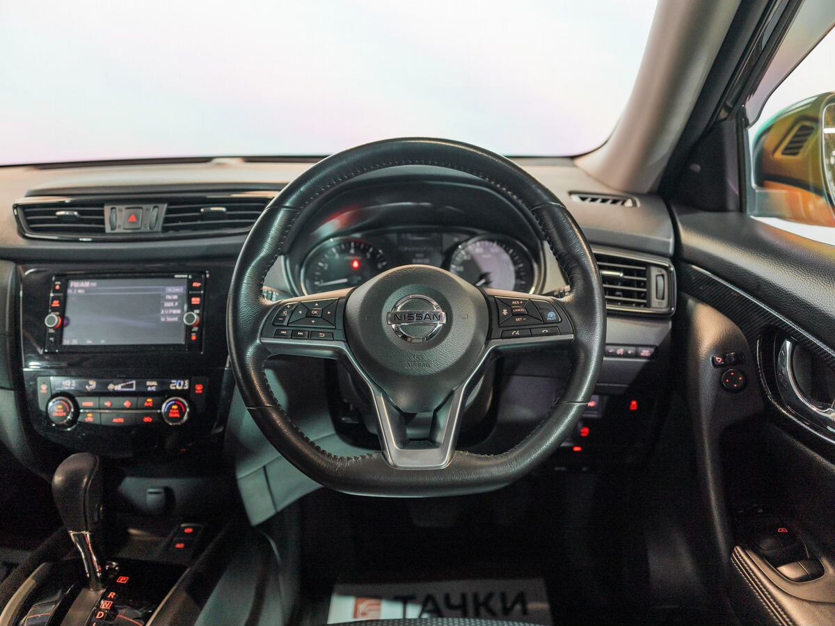 Nissan X-Trail 2018 - фото автомобиля