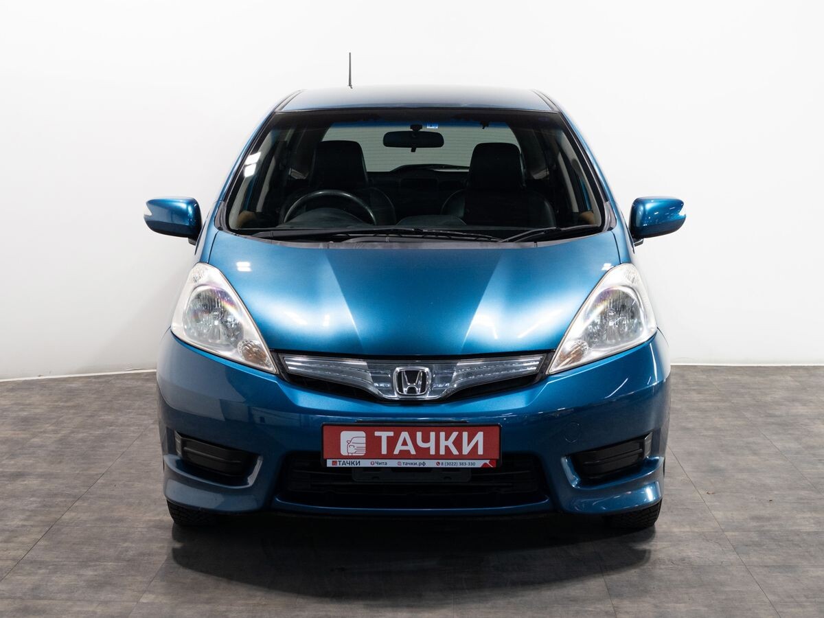 Honda Fit Shuttle 2012 - фото автомобиля