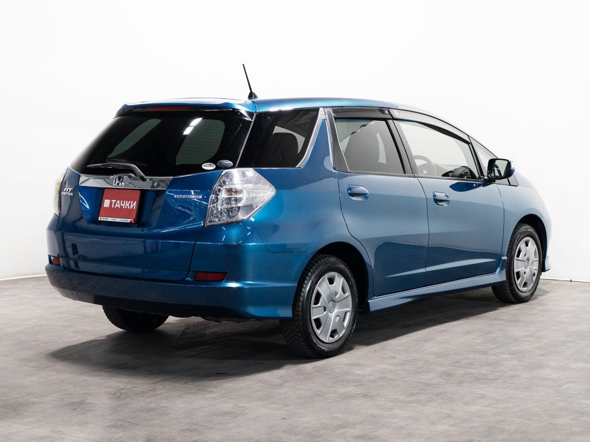 Honda Fit Shuttle 2012 - фото автомобиля