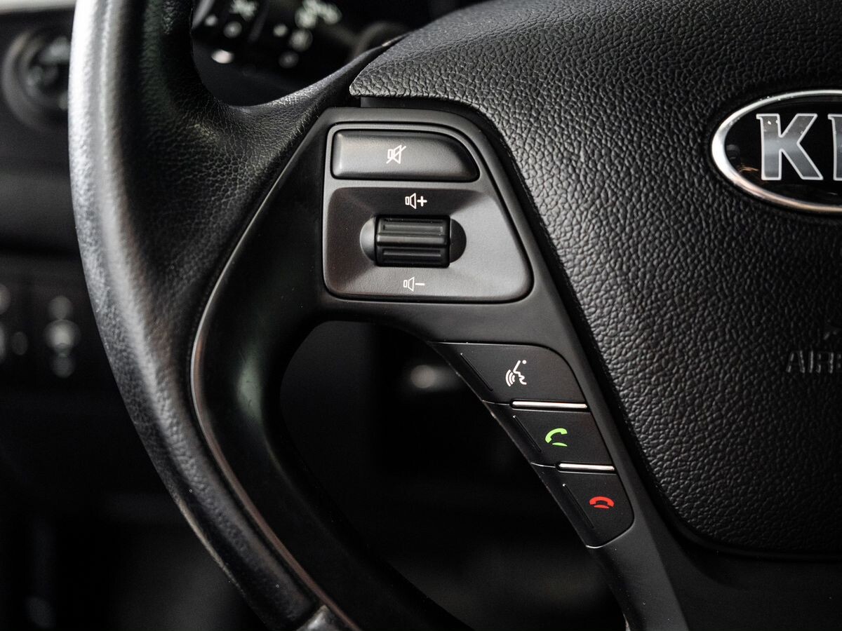 Kia Ceed 2018 - фото автомобиля